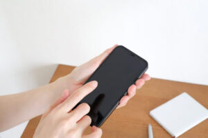 ガラスコーティングをしたスマホのイメージ